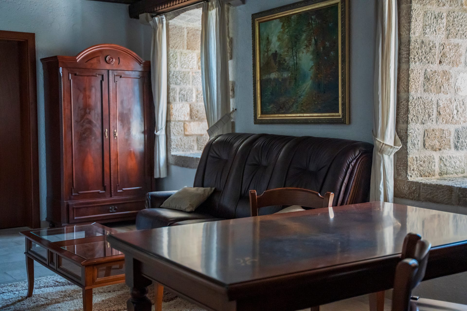 Stone & Beam interior — photo 28